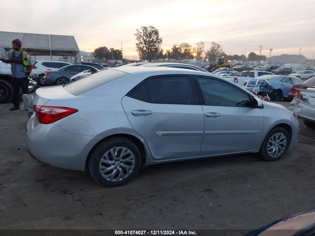 Toyota COROLLA LE 2017 2T1BURHEXHC789857 Image 13