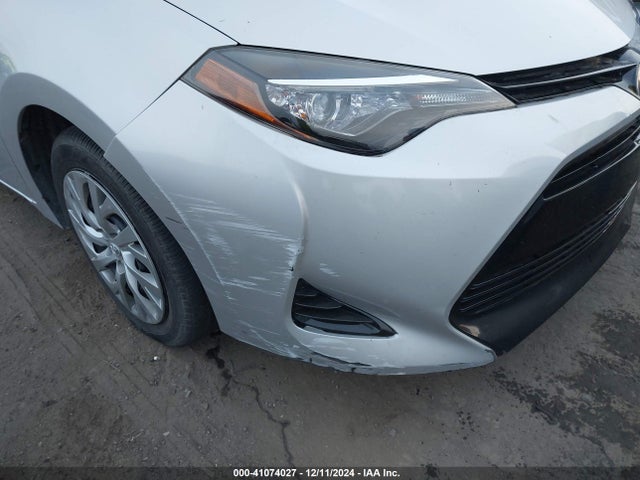 Toyota COROLLA LE 2017 2T1BURHEXHC789857 Image 17