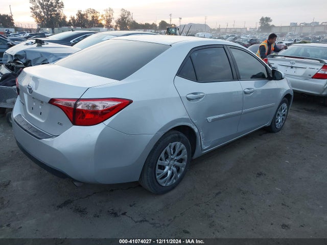 Toyota COROLLA LE 2017 2T1BURHEXHC789857 Image 4