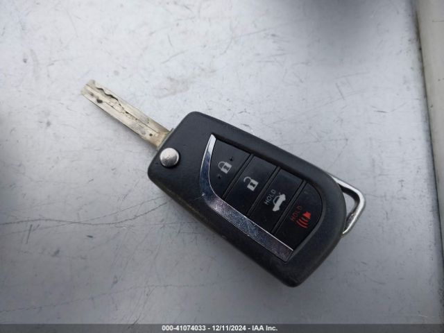 4T1B11HK1KU716995 Toyota CAMRY SE