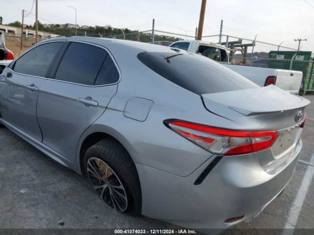 4T1B11HK1KU716995 Toyota CAMRY SE