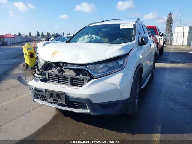 2HKRW5H36JH406158 Honda CR-V LX