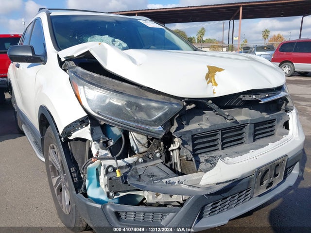 2HKRW5H36JH406158 Honda CR-V LX