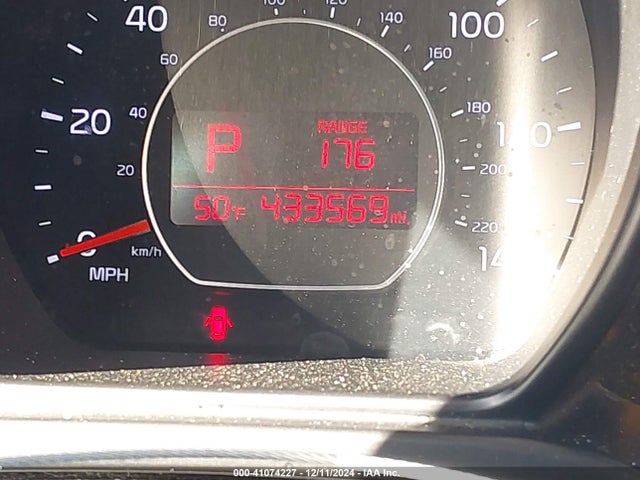 KNDJP3A52H7493095 KIA SOUL +
