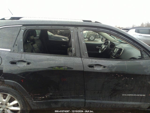 Jeep Cherokee Limited 2015 1C4PJMDSXFW751899 Image 18