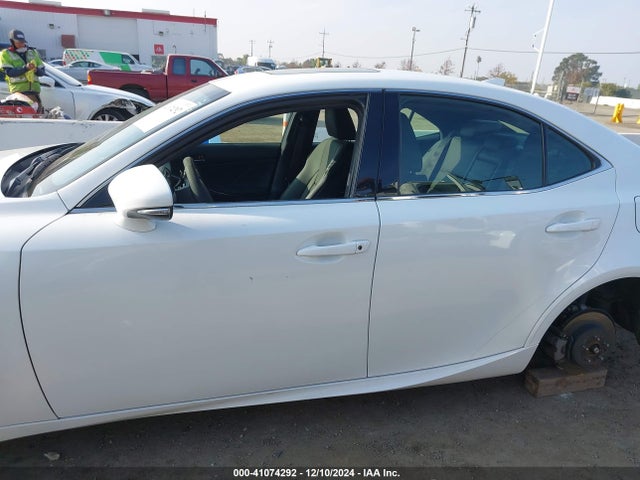 Lexus IS 200T 2016 JTHBA1D21G5035584 Image 14