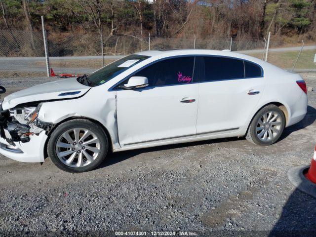 1G4GB5G38GF176805 Buick Lacrosse Leather