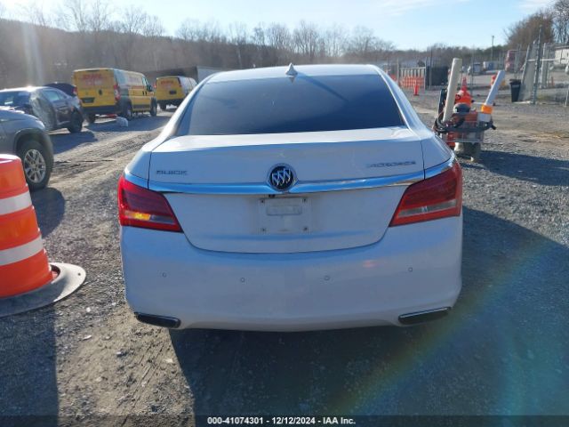 1G4GB5G38GF176805 Buick Lacrosse Leather