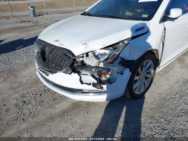 1G4GB5G38GF176805 Buick Lacrosse Leather