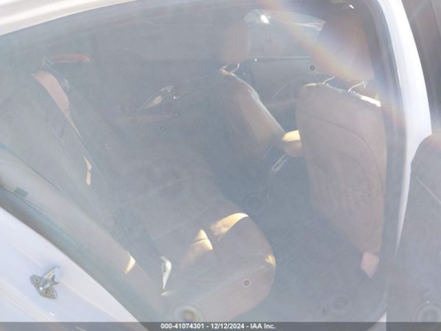 1G4GB5G38GF176805 Buick Lacrosse Leather