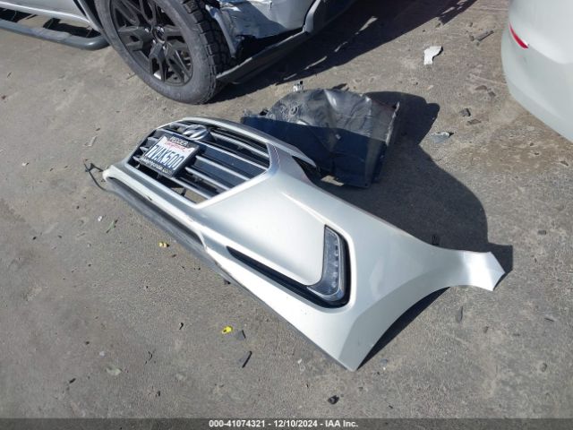 KMHD84LF2HU224100 Hyundai ELANTRA SE