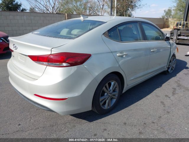 KMHD84LF2HU224100 Hyundai ELANTRA SE