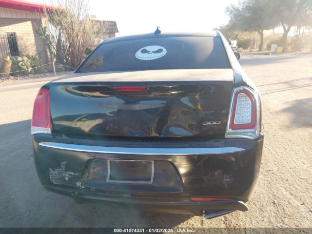 2C3CCAAG1FH796983 Chrysler 300 Limited
