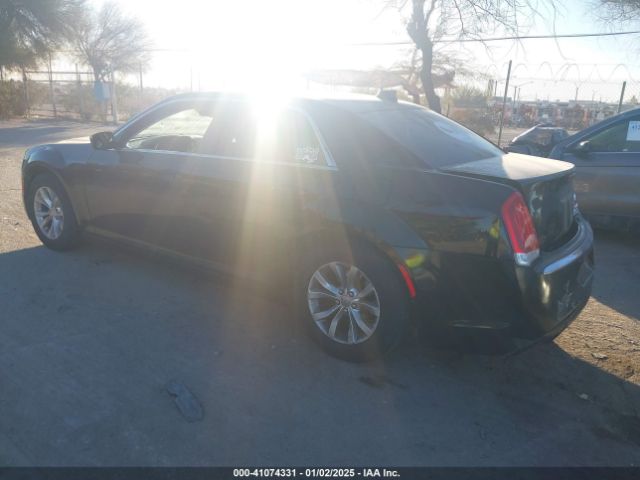 2C3CCAAG1FH796983 Chrysler 300 Limited