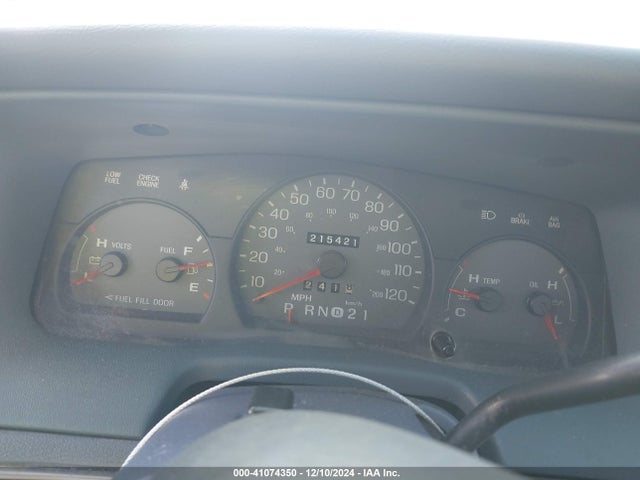 41074350 :رقم المزاد ، 2MEFM75W52X634119 vin ، 2002 Mercury Grand Marquis Ls مزاد بيع
