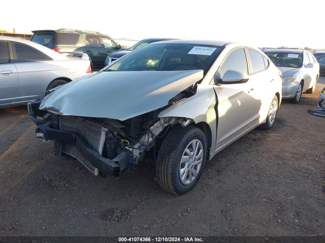 Hyundai ELANTRA SE 2017 5NPD74LF7HH167247 Image 2