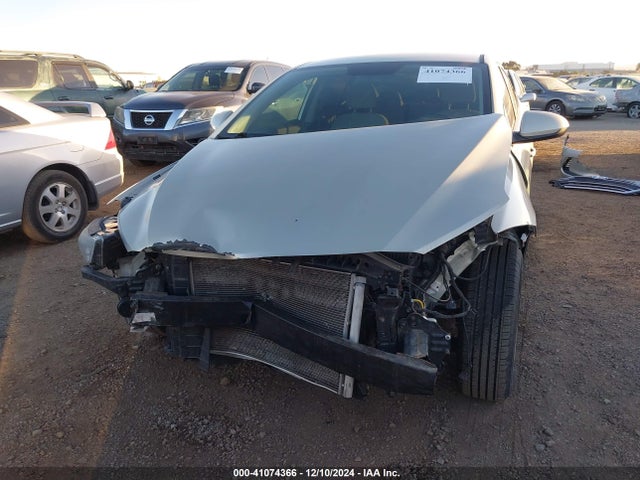 Hyundai ELANTRA SE 2017 5NPD74LF7HH167247 Image 6