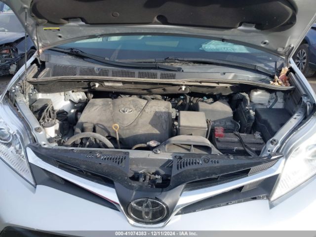 5TDKZ3DC9LS046500 Toyota SIENNA LE