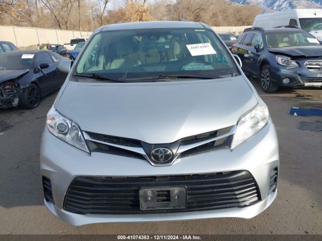 5TDKZ3DC9LS046500 Toyota SIENNA LE