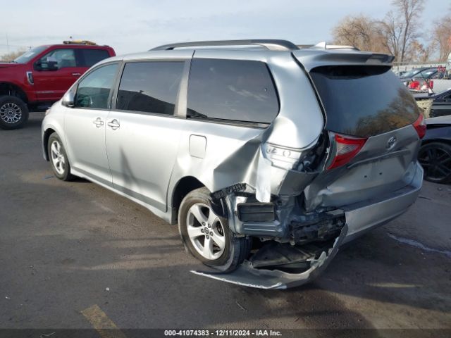 5TDKZ3DC9LS046500 Toyota SIENNA LE
