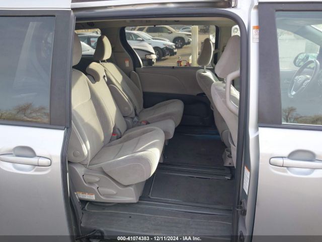 5TDKZ3DC9LS046500 Toyota SIENNA LE