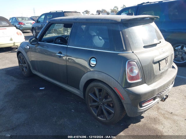 2012 MINI COOPER S WMWSV3C55CTY27687 Photo 2