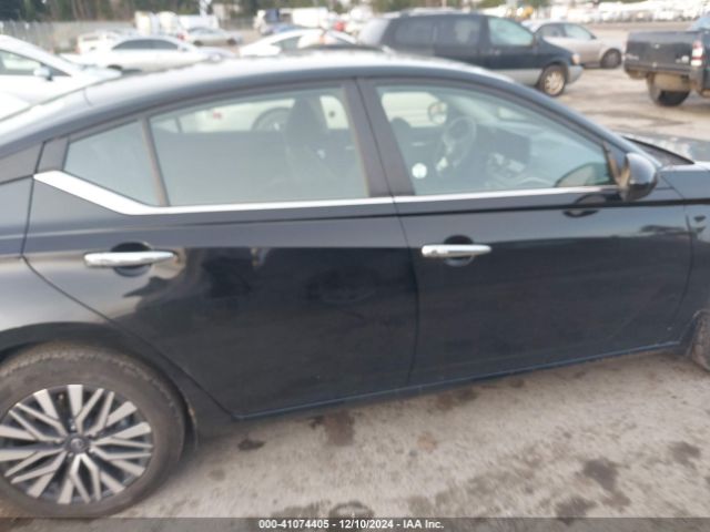 1N4BL4DW8PN424096 Nissan Altima Sv Intelligent Awd