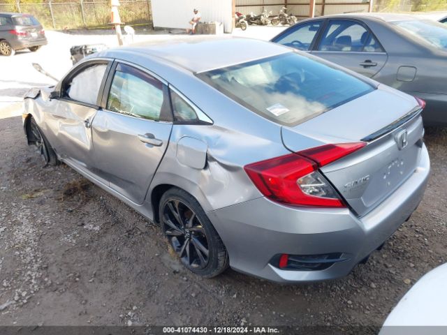 2HGFC2F82KH531811 Honda Civic Sport