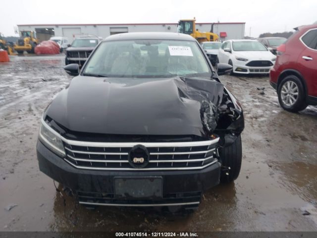 1VWGT7A33HC081221 Volkswagen Passat 1.8t Se