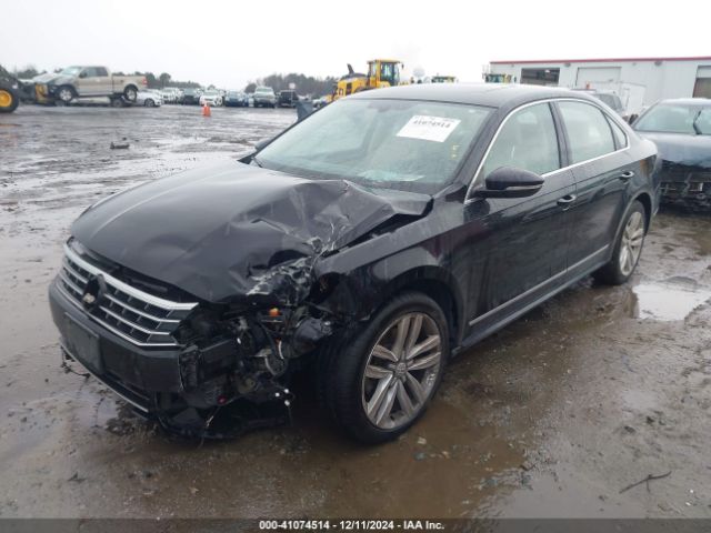 1VWGT7A33HC081221 Volkswagen Passat 1.8t Se