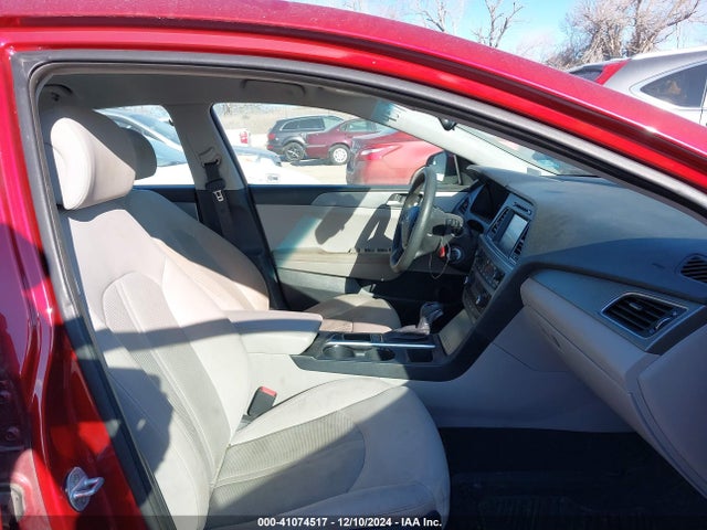 Hyundai SONATA SE 2016 5NPE24AF0GH339347 Image 5