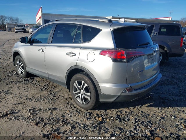 Toyota RAV4 LE 2017 2T3ZFREV0HW404731 Image 3