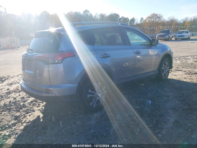 Toyota RAV4 LE 2017 2T3ZFREV0HW404731 Image 4