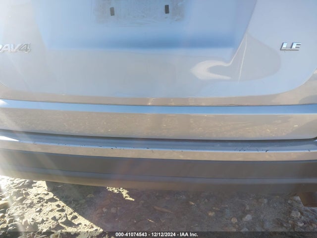 Toyota RAV4 LE 2017 2T3ZFREV0HW404731 Image 6