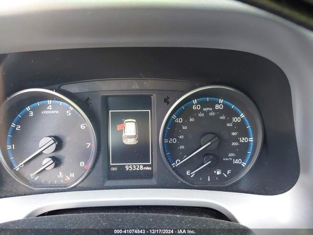 Toyota RAV4 LE 2017 2T3ZFREV0HW404731 Image 7