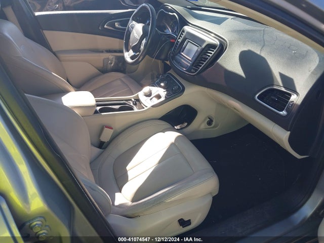 Chrysler 200 C 2015 1C3CCCCB5FN739755 Image 5