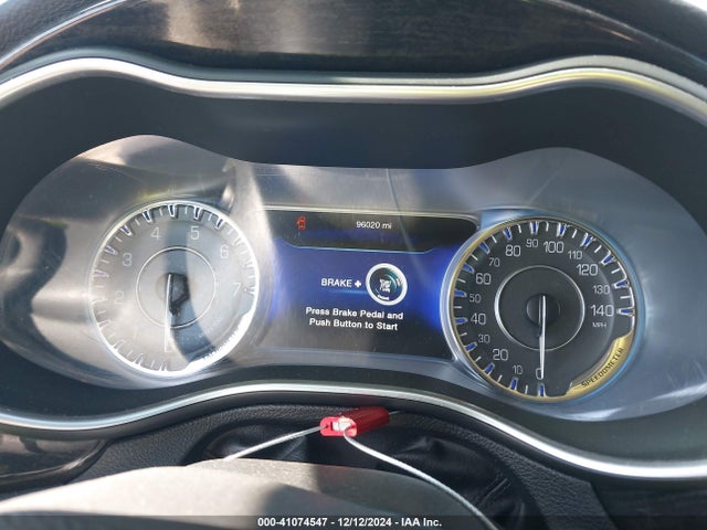 Chrysler 200 C 2015 1C3CCCCB5FN739755 Image 7