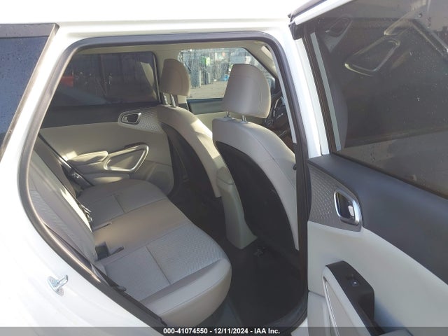 KIA SOUL LX 2024 KNDJ23AU4R7906626 Image 8