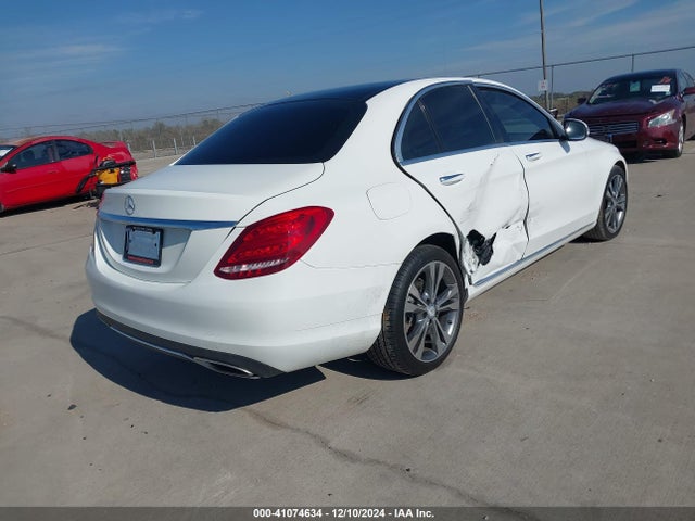 55SWF4KB6HU205610 Mercedes-Benz C-Class