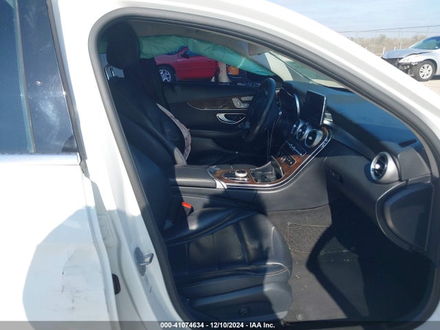 55SWF4KB6HU205610 Mercedes-Benz C-Class