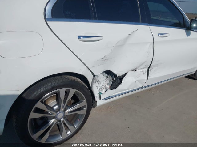 55SWF4KB6HU205610 Mercedes-Benz C-Class