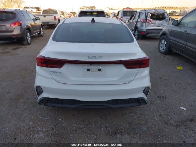 KIA Forte Lxs 2024 3KPF24AD6RE732201 Image 16