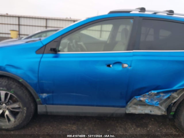 Toyota Rav4 Xle 2017 JTMRFREV4HJ113664 Image 14
