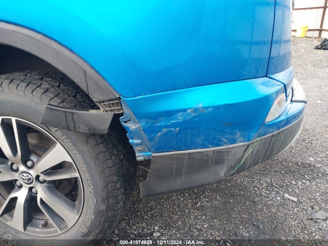 Toyota Rav4 Xle 2017 JTMRFREV4HJ113664 Image 19