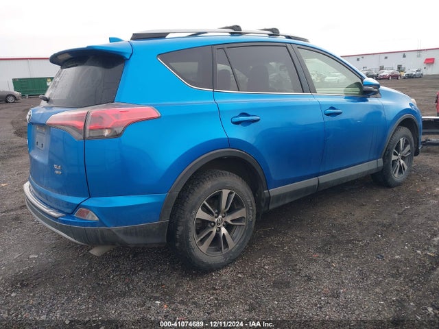 Toyota Rav4 Xle 2017 JTMRFREV4HJ113664 Image 4