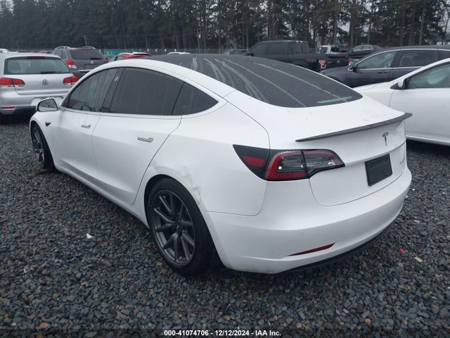 2020 TESLA MODEL 3 5YJ3E1EB9LF628191 Photo 2