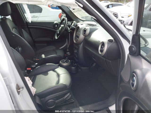 2011 MINI COOPER S COUNTRYMAN WMWZC3C59BWL78399 Photo 4