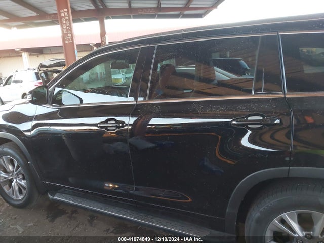 Toyota Highlander Xle V6 2015 5TDKKRFH5FS062147 Image 15