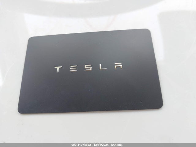 2020 TESLA MODEL Y 5YJYGDEE0LF017476 Photo 10