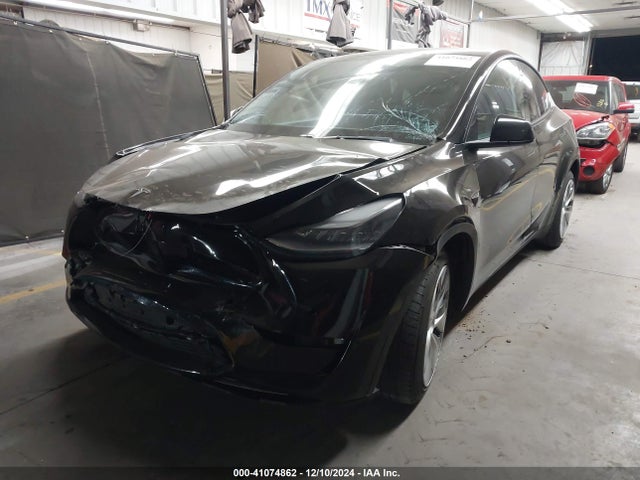 2020 TESLA MODEL Y 5YJYGDEE0LF017476 Photo 1